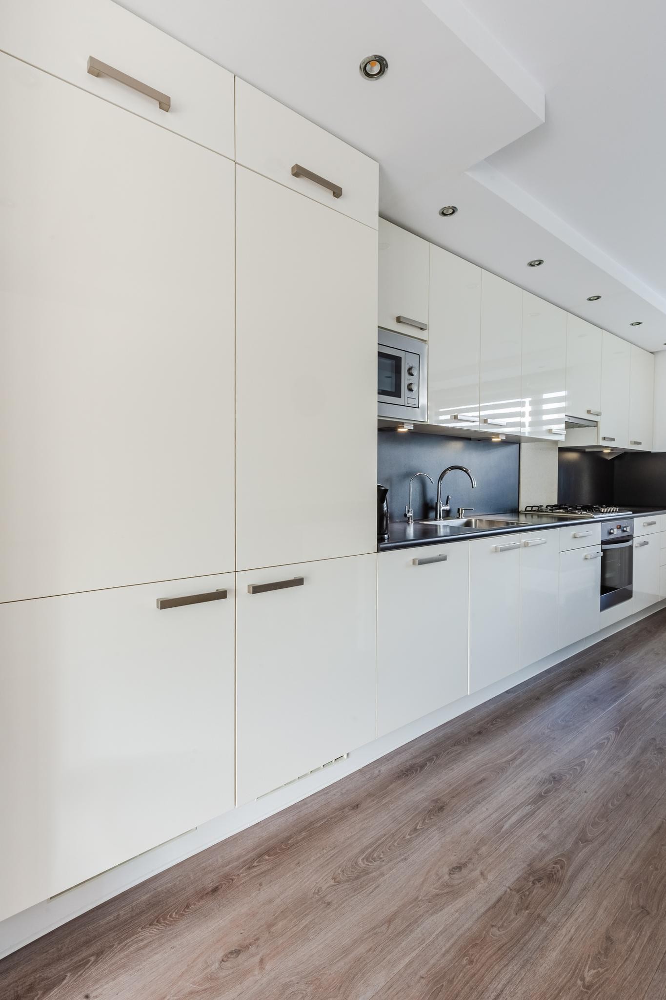Tussenwoning te koop: Uffizilaan 11, Amsterdam