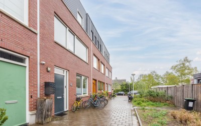 Ank van der Moerstraat 23-D