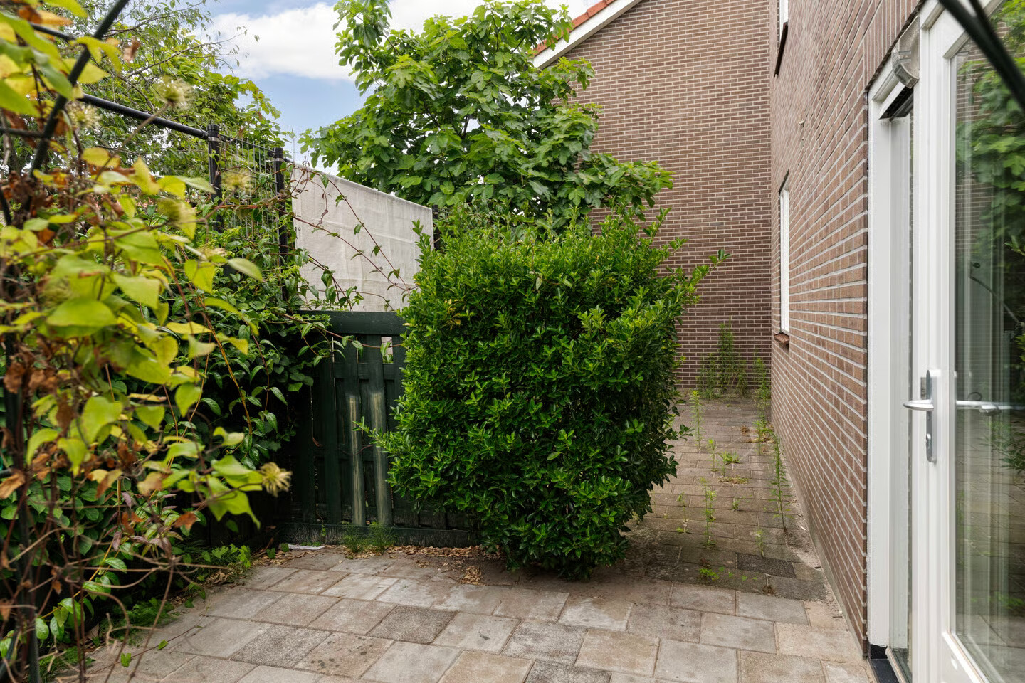Tussenwoning te koop: Drusiushof 11, Amsterdam