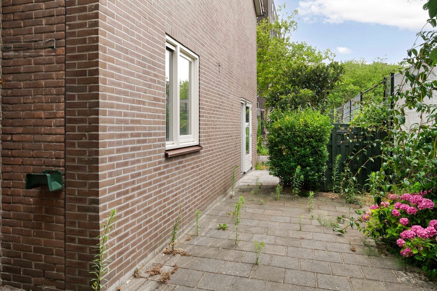 Tussenwoning te koop: Drusiushof 11, Amsterdam