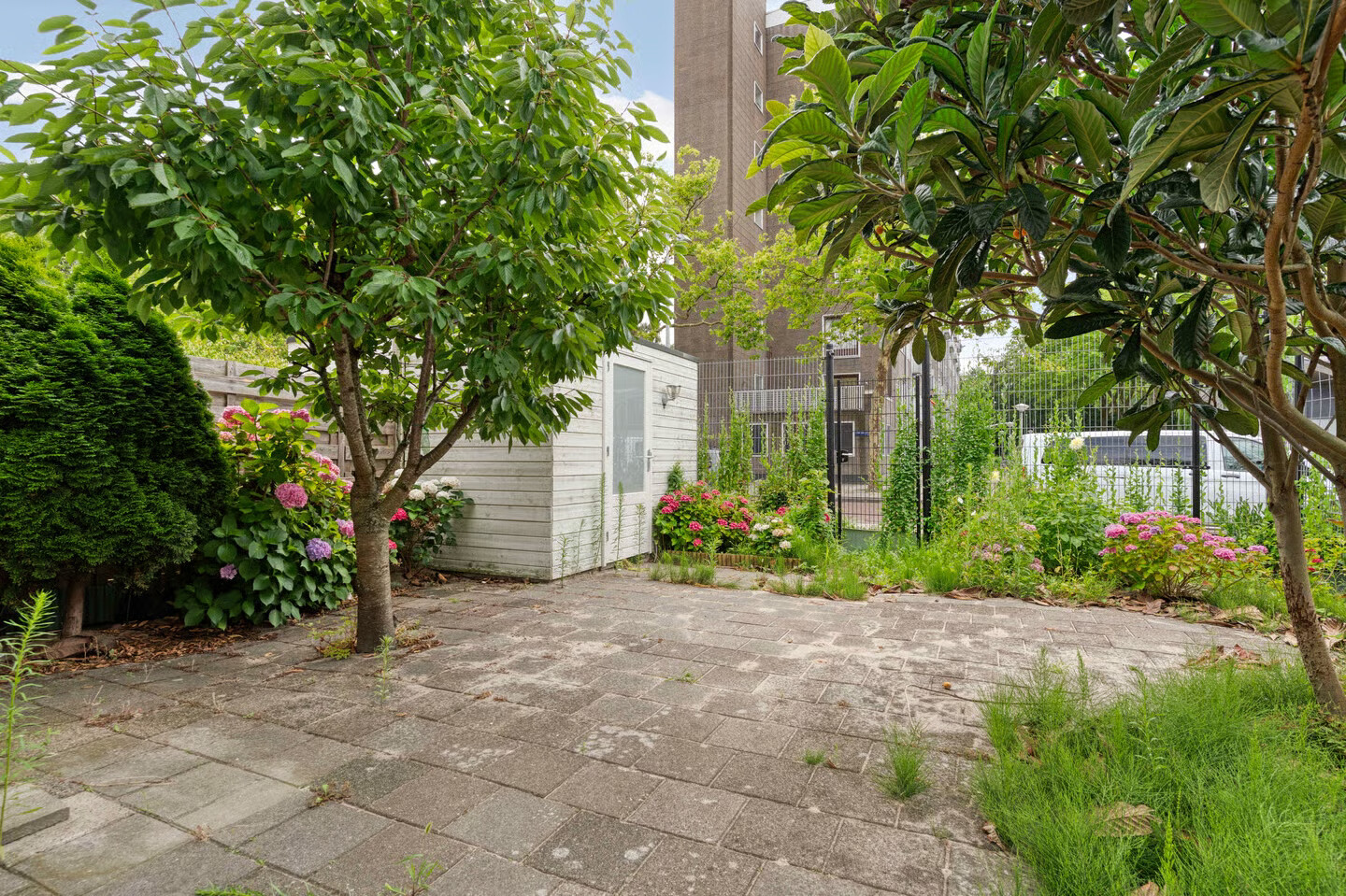 Tussenwoning te koop: Drusiushof 11, Amsterdam
