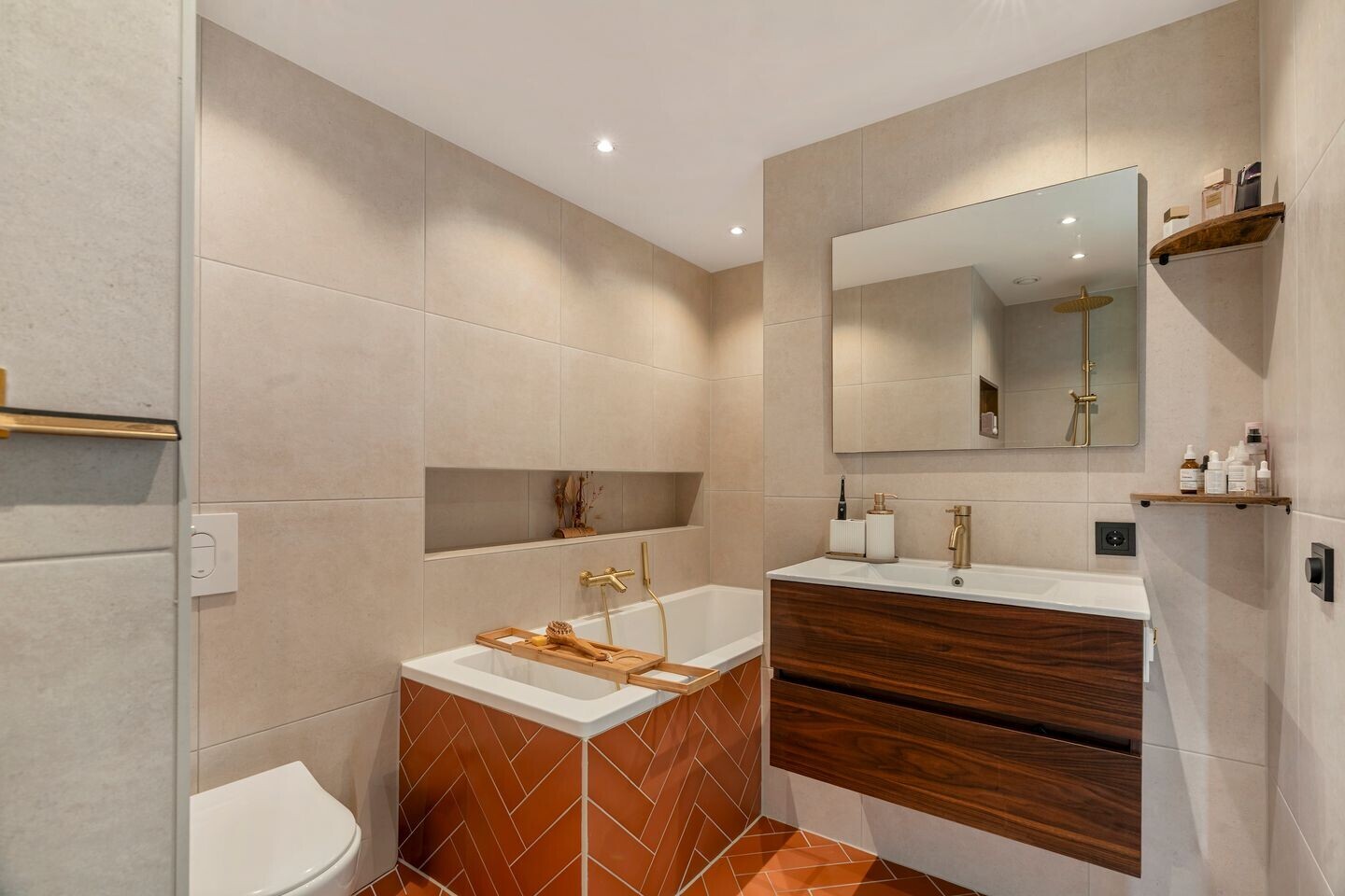 Appartement te koop: Jacob Geelstraat 103, Amsterdam
