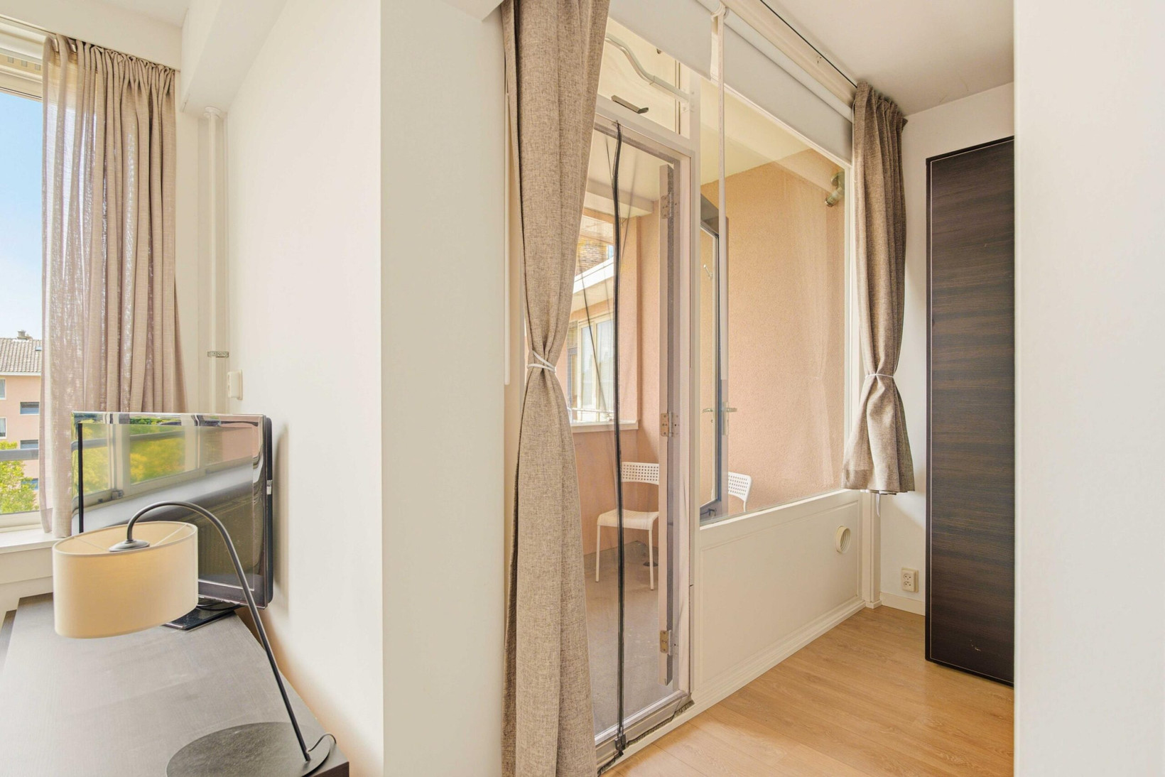 Studio te koop: Adriaan Kluitstraat 1-3, Amsterdam