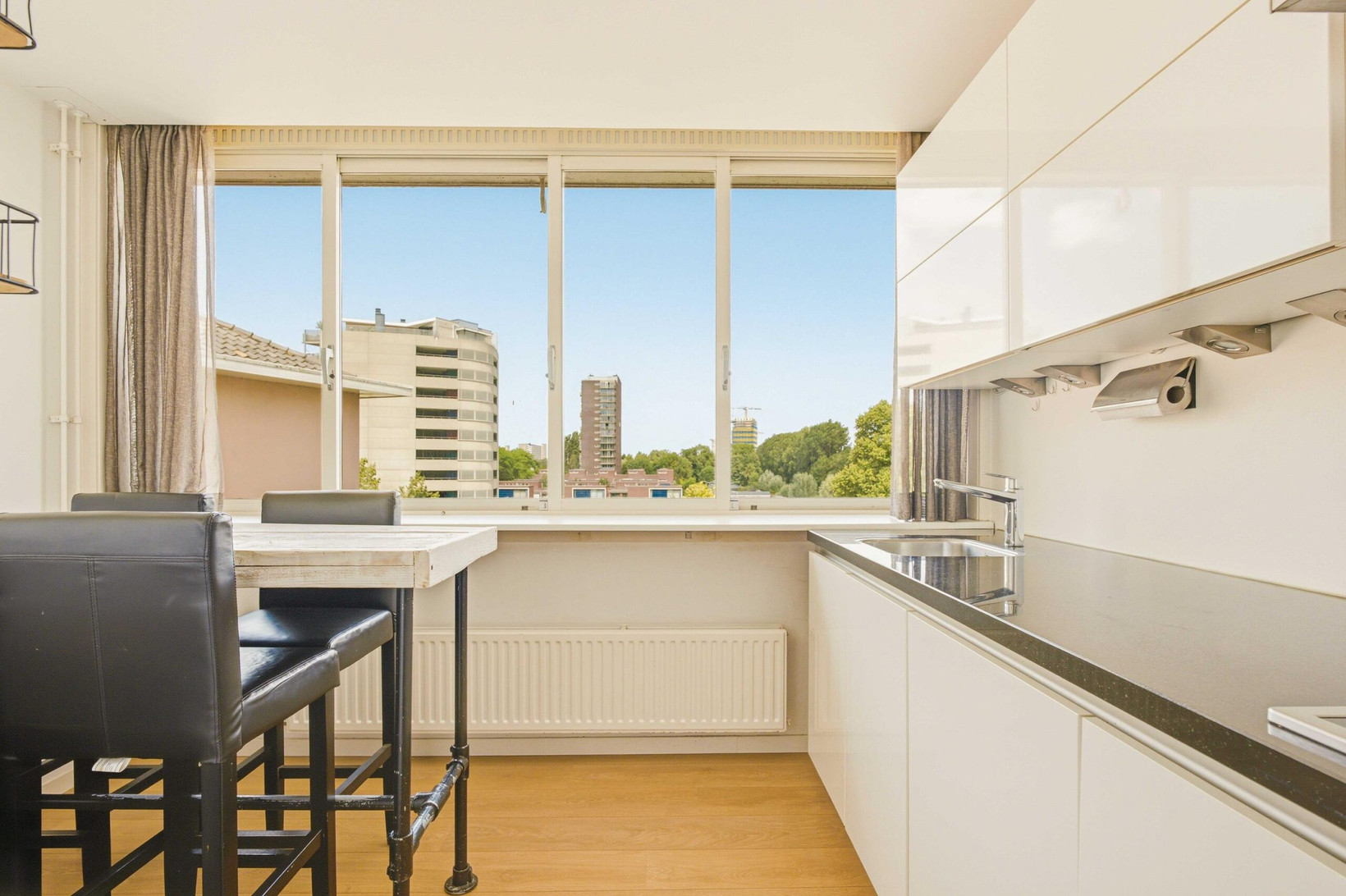 Studio te koop: Adriaan Kluitstraat 1-3, Amsterdam