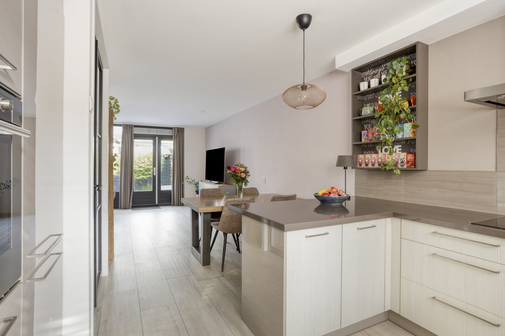 Tussenwoning te koop: Kinrooistraat 43, Amsterdam
