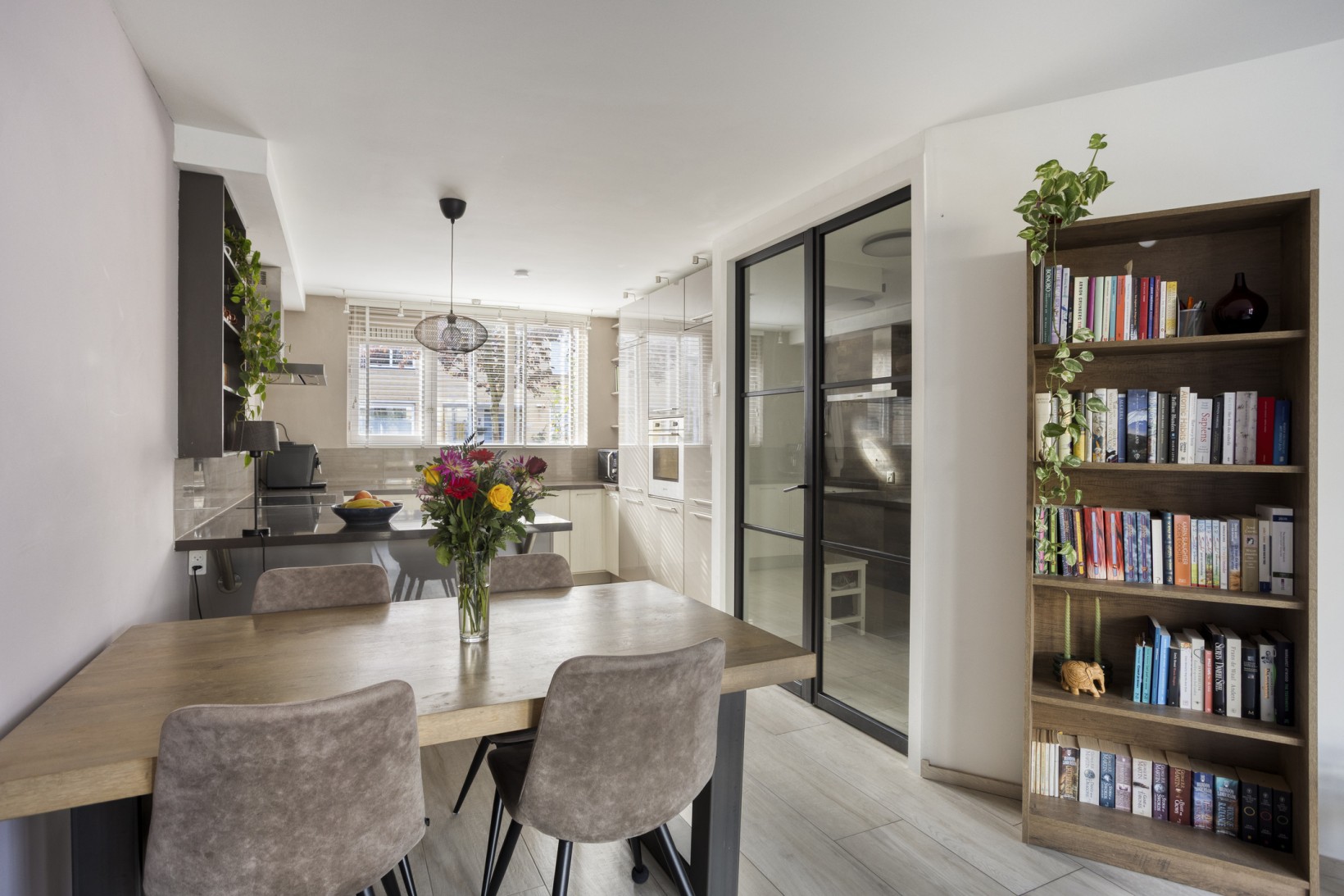 Tussenwoning te koop: Kinrooistraat 43, Amsterdam