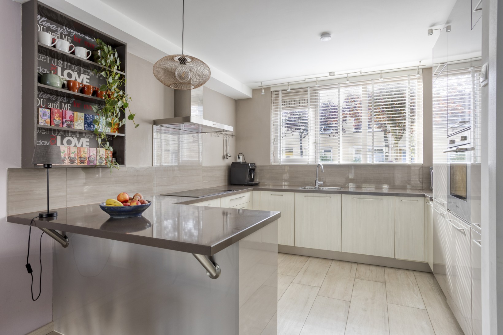 Tussenwoning te koop: Kinrooistraat 43, Amsterdam