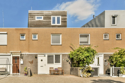 Desselstraat 10