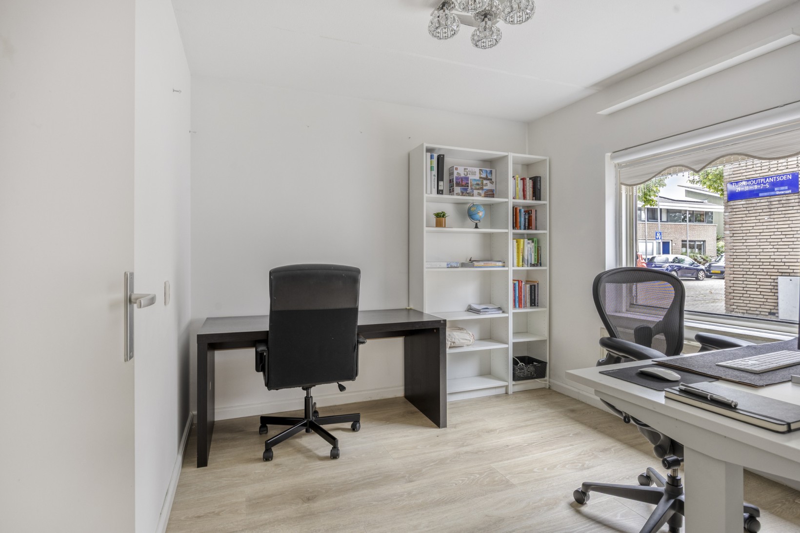 Tussenwoning te koop: turnhoutplantsoen 9, Amsterdam