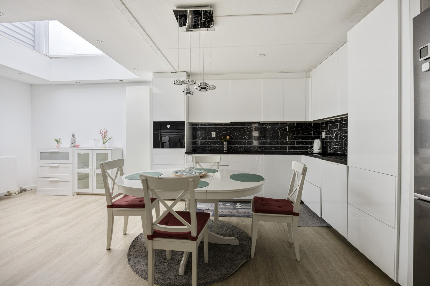 Tussenwoning te koop: turnhoutplantsoen 9, Amsterdam