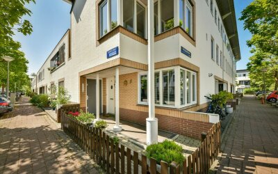 Lokerenstraat 8