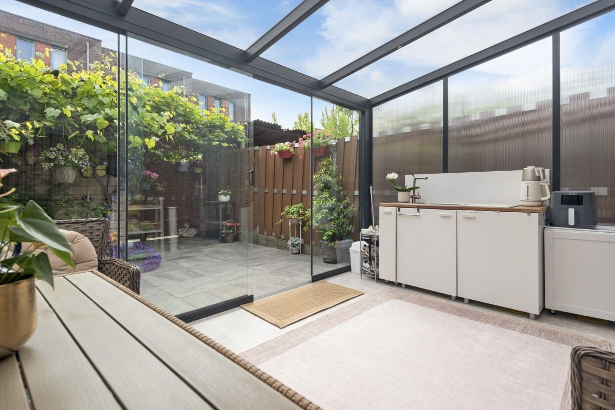 Tussenwoning te koop: Pieter Postsingel 217, Amsterdam