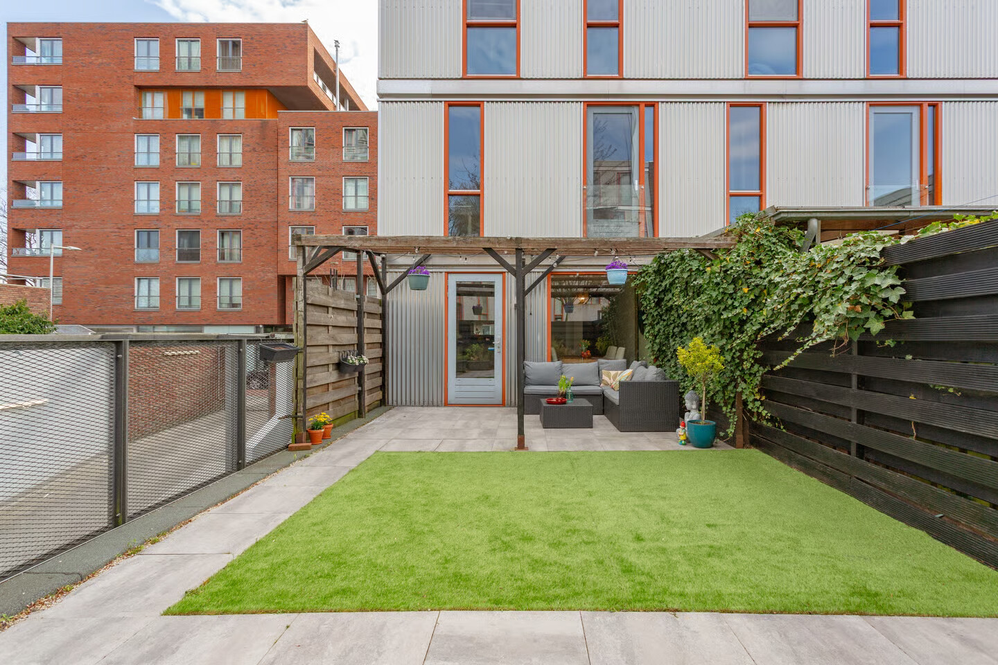 Hoekwoning te koop: Pieter van der Werfstraat 128, Amsterdam