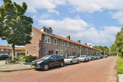 Piet Wiedij. 64