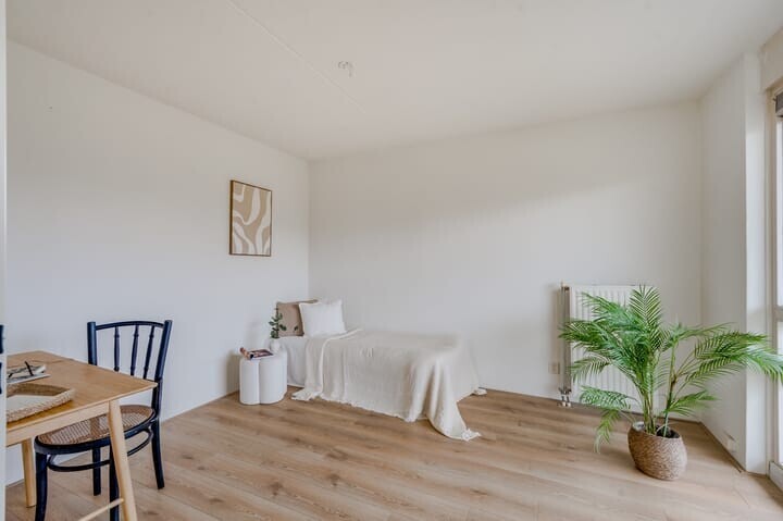 Appartement te koop: Oeverpad 280, Amsterdam