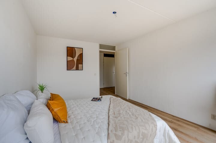 Appartement te koop: Oeverpad 280, Amsterdam