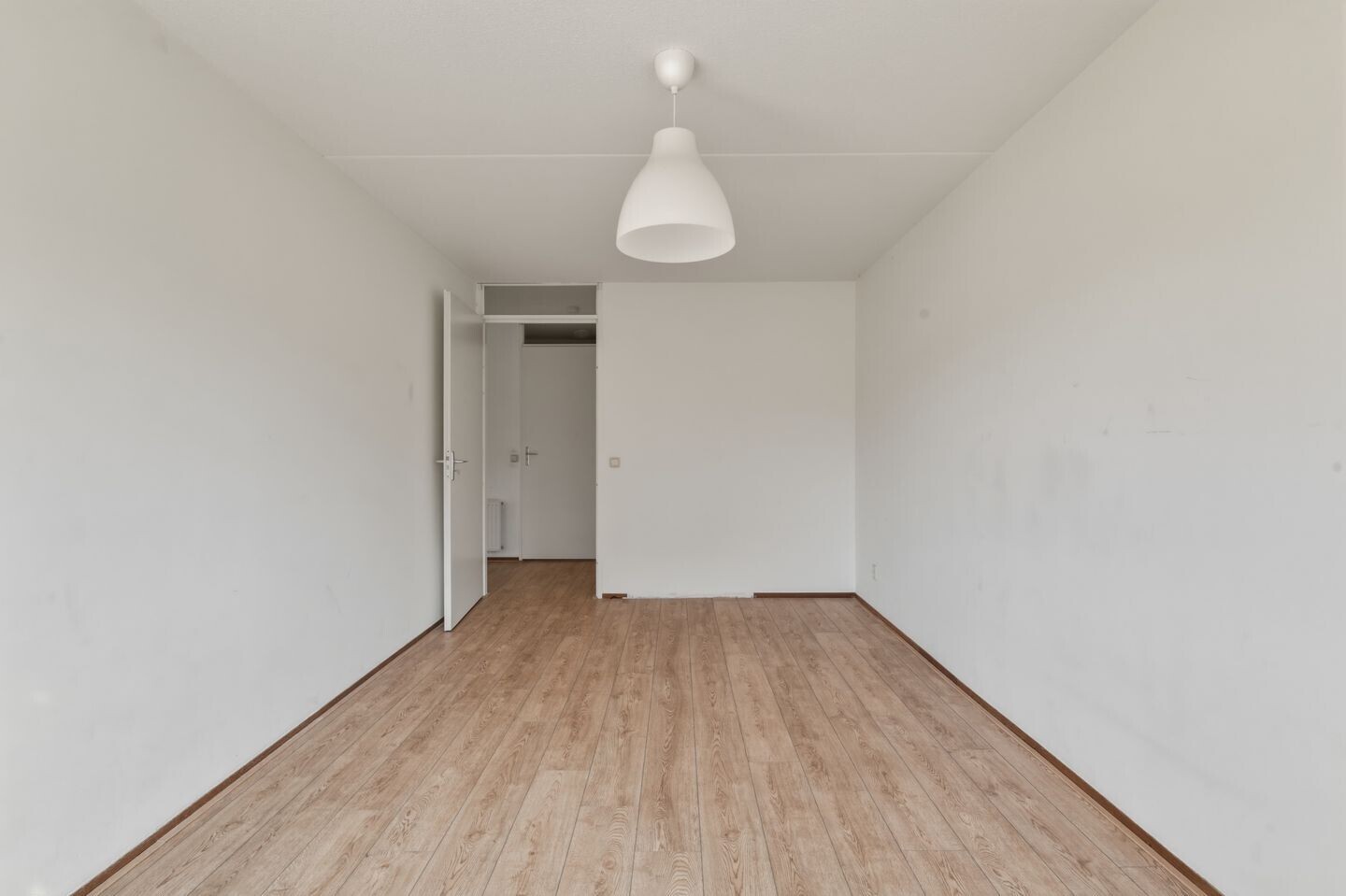 Appartement te koop: Oeverpad 379, Amsterdam