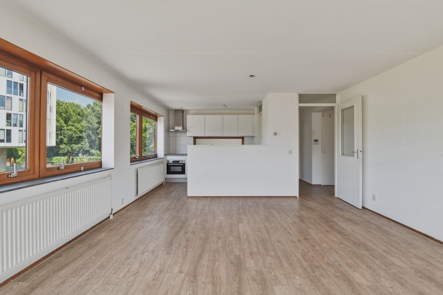 Appartement te koop: Oeverpad 379, Amsterdam