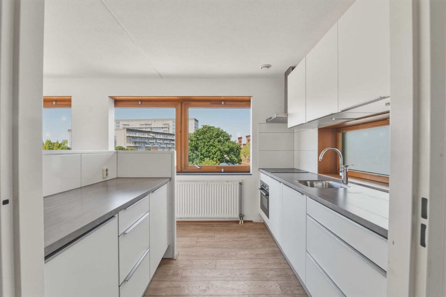 Appartement te koop: Oeverpad 379, Amsterdam