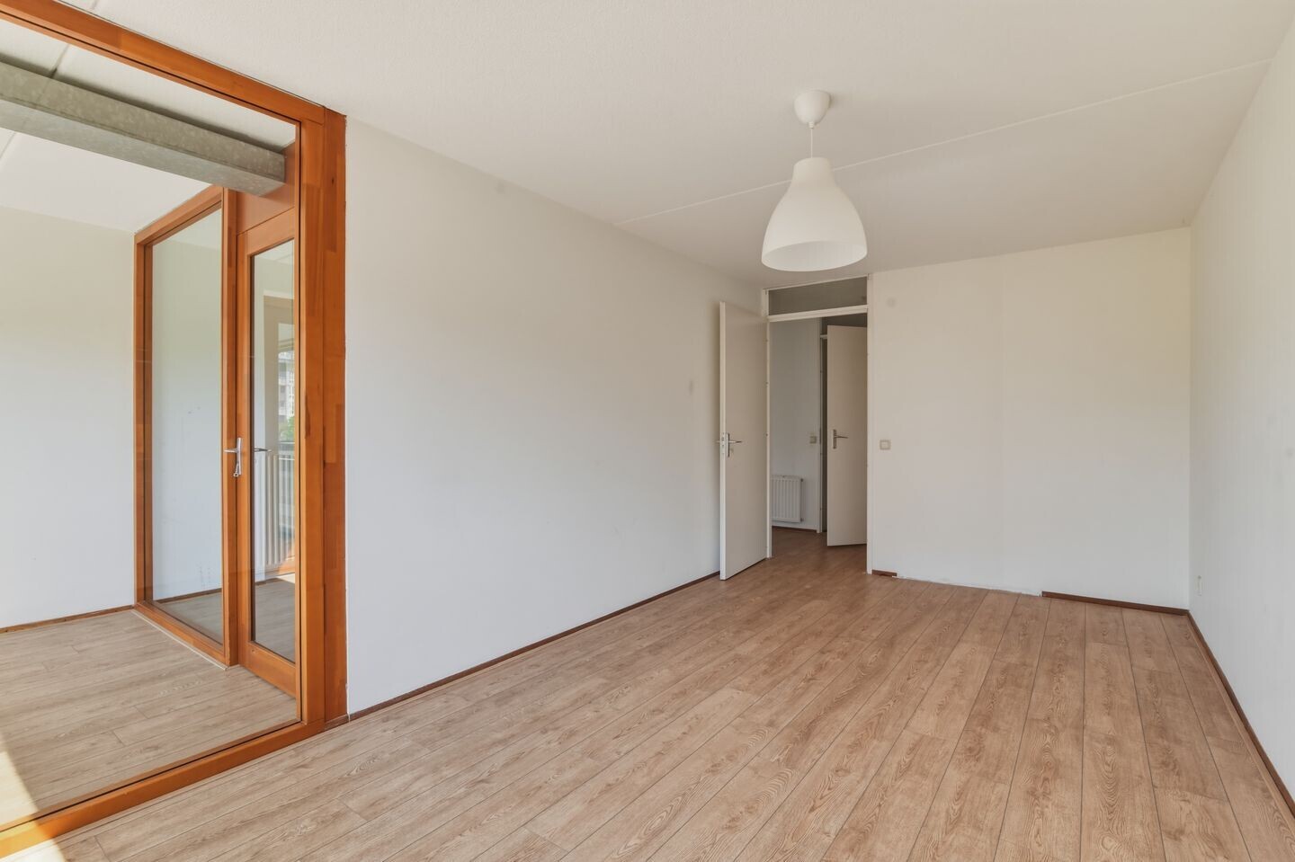 Appartement te koop: Oeverpad 379, Amsterdam