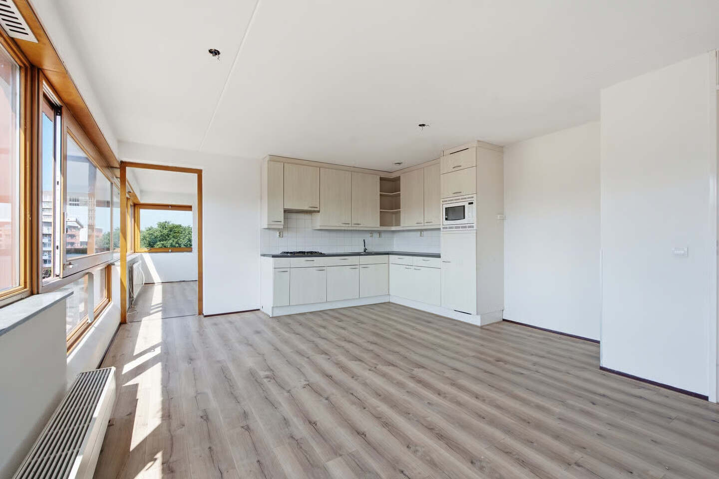 Appartement te koop: Oeverpad 394, Amsterdam