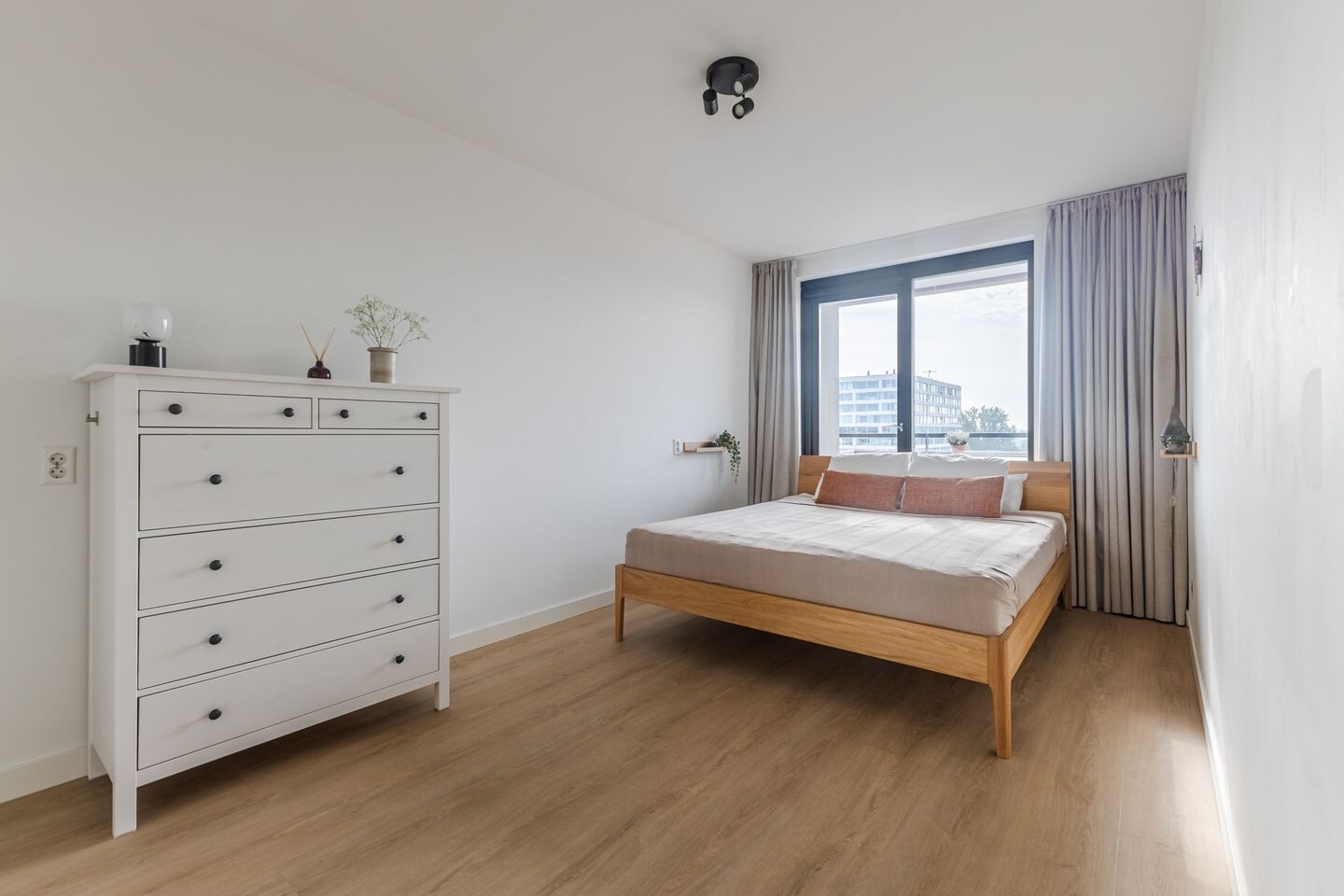 Appartement te koop: Pieter Calandlaan 1061, Amsterdam
