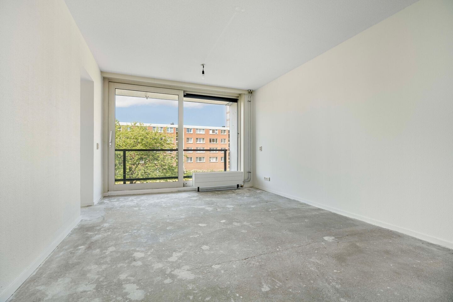 Appartement te koop: Bart Poesiatstraat 102, Amsterdam