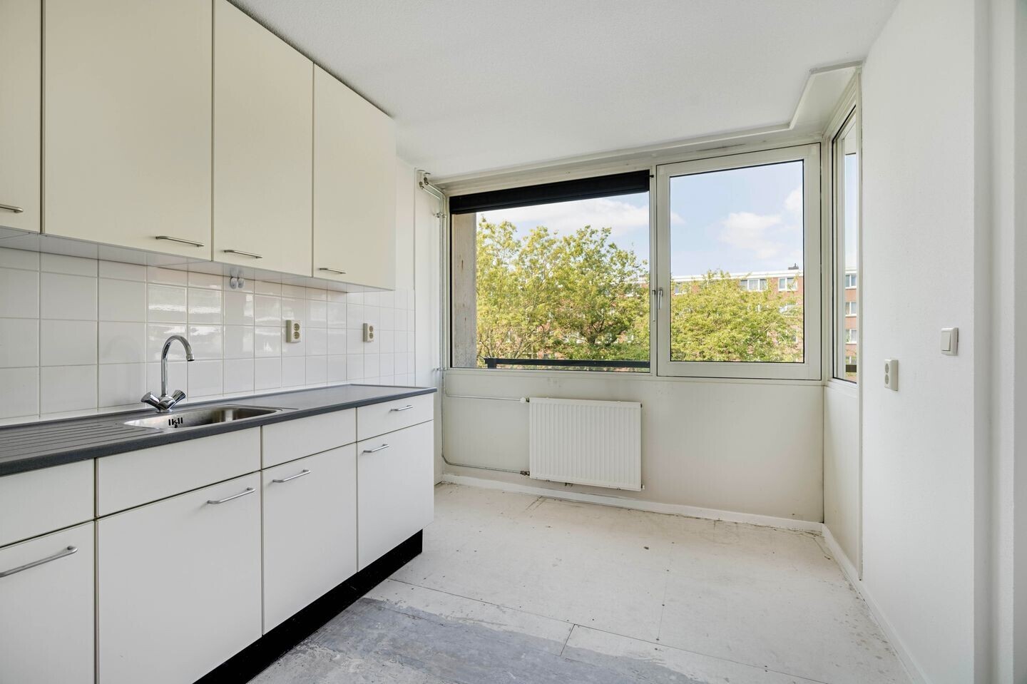 Appartement te koop: Bart Poesiatstraat 102, Amsterdam