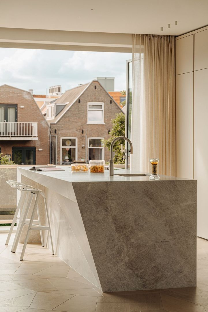 Appartement te koop: Vossiusstraat 17D, Amsterdam
