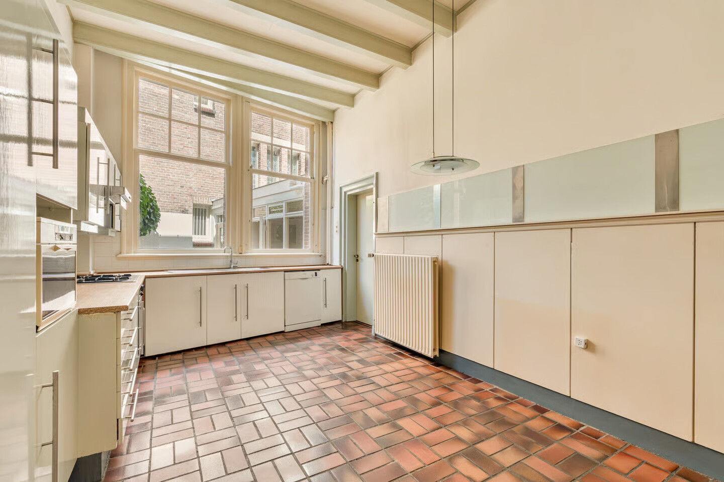 Tussenwoning te koop: Johannes Vermeerstraat 28, Amsterdam