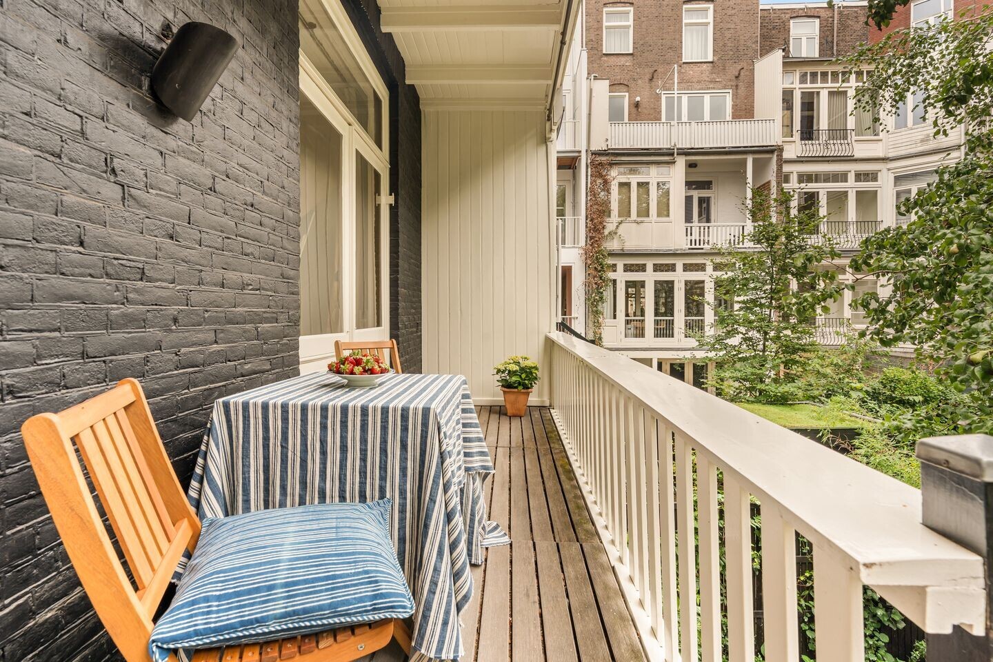 Appartement te koop: Van Eeghenlaan 4O, Amsterdam