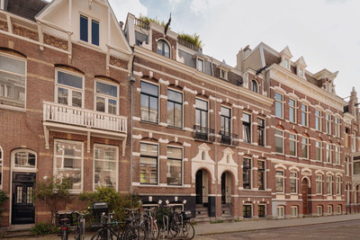 Appartement te koop Van Eeghenstraat 13-1