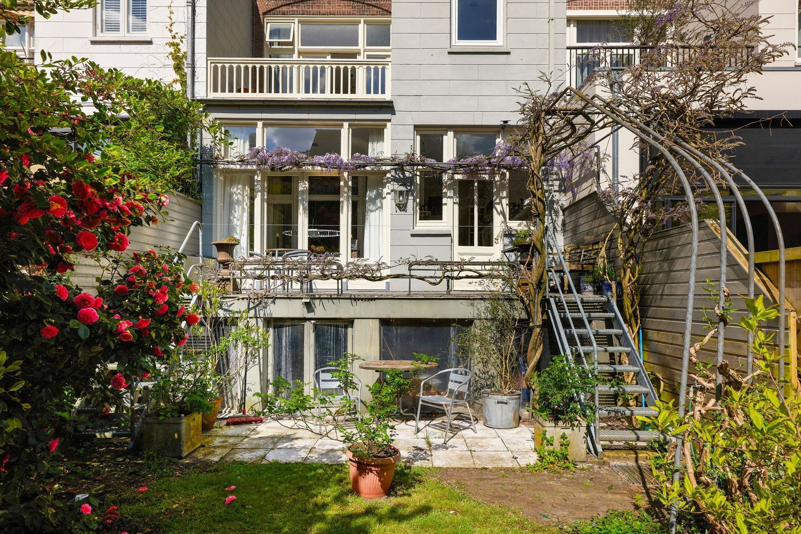 Tussenwoning te koop: Van Eeghenstraat 83, Amsterdam