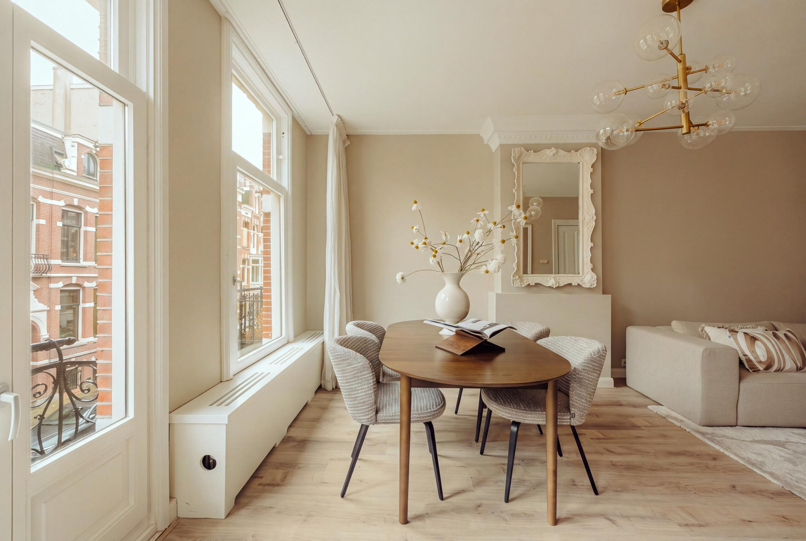 Appartement te koop: Van Eeghenstraat 12-1, Amsterdam