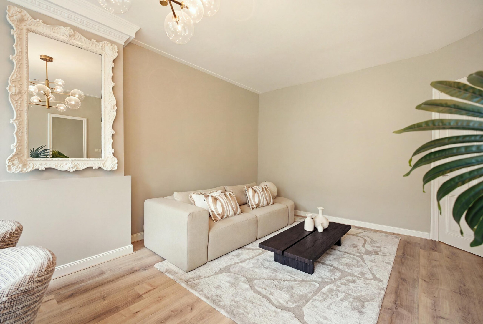 Appartement te koop: Van Eeghenstraat 12-1, Amsterdam