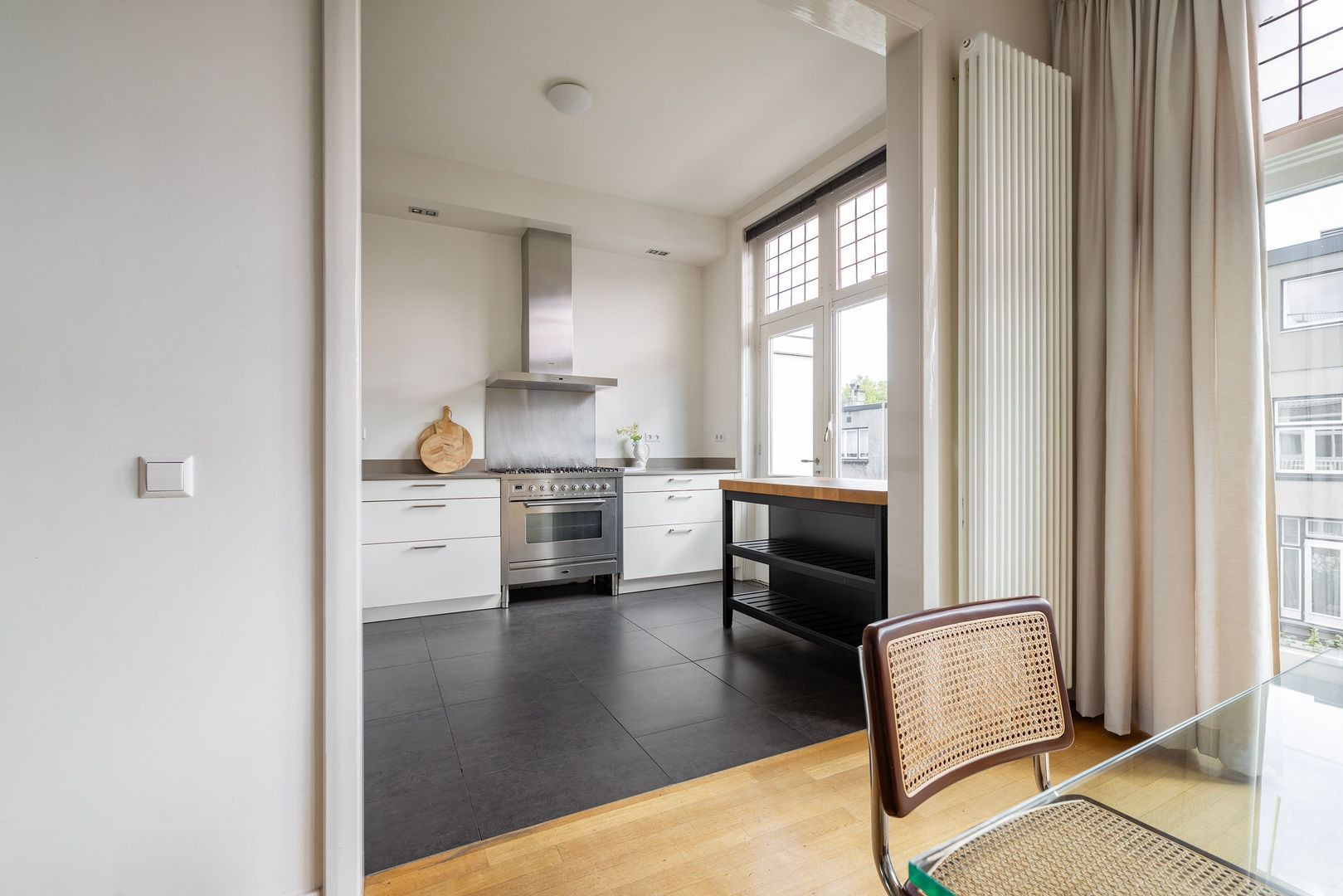 Appartement te koop: J.J. Viottastraat 21-2, Amsterdam