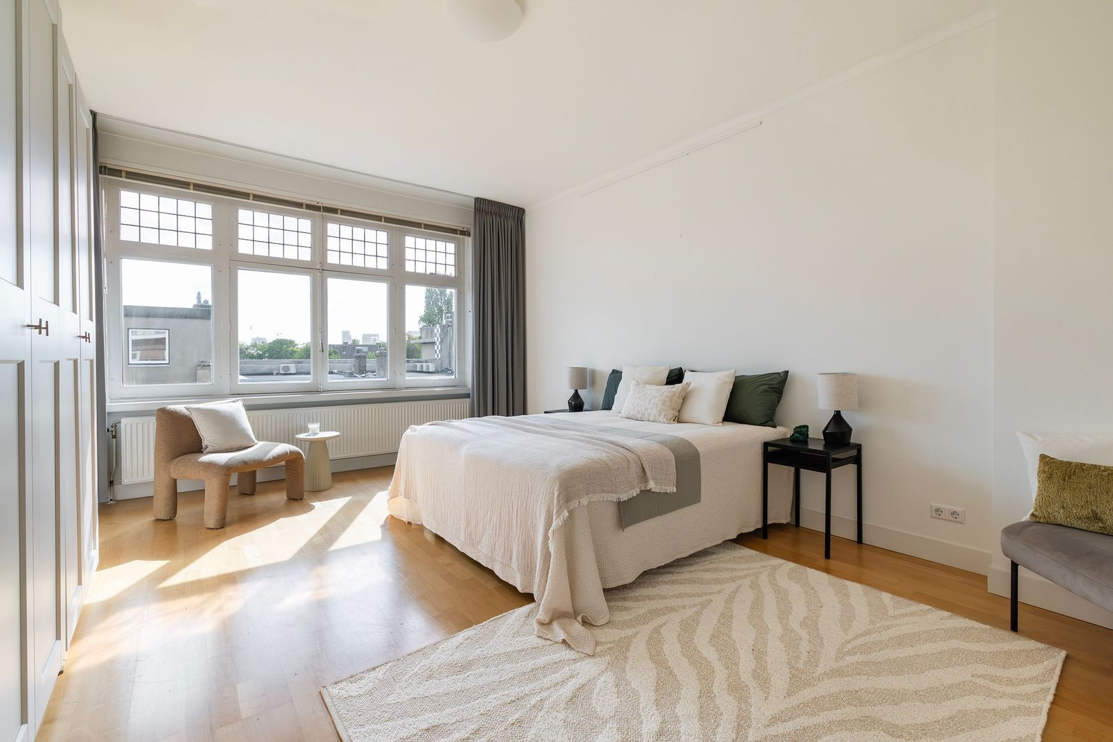 Appartement te koop: J.J. Viottastraat 21-2, Amsterdam