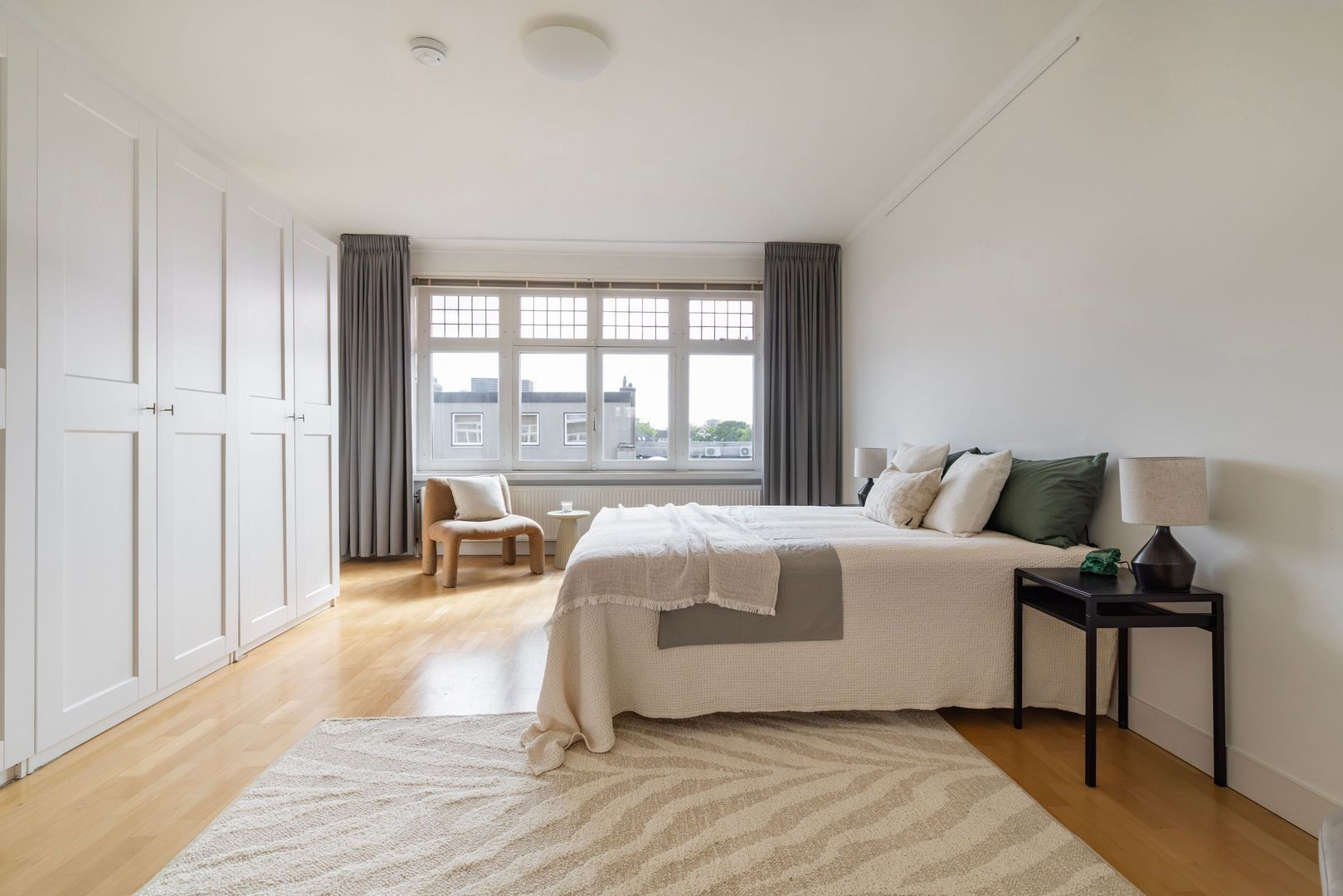 Appartement te koop: J.J. Viottastraat 21-2, Amsterdam