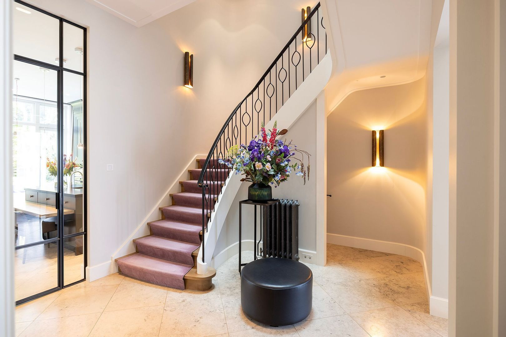Tussenwoning te koop: J.J. Viottastraat 46, Amsterdam