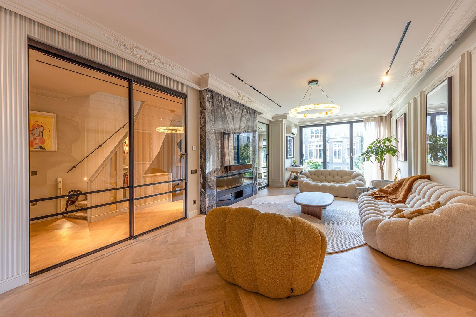 Appartement te koop: Johannes Verhulststraat 127-2, Amsterdam