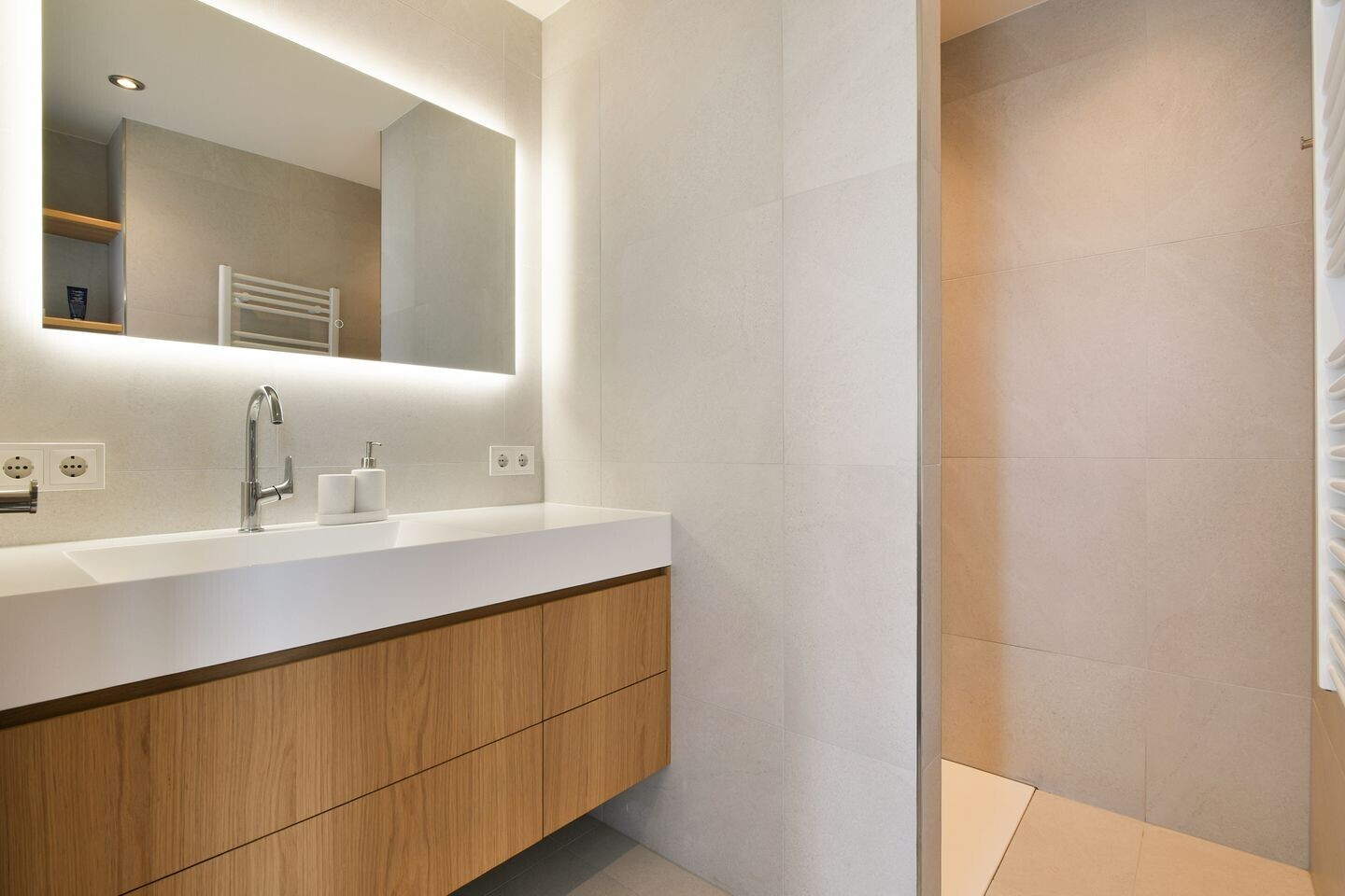 Appartement te koop: Hobbemakade 79-3, Amsterdam