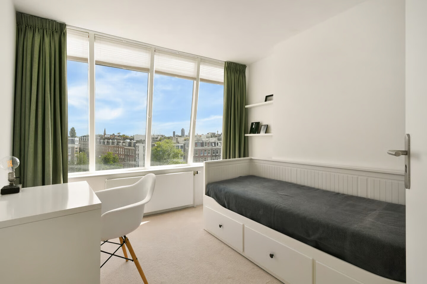 Appartement te koop: Hobbemakade 79-3, Amsterdam