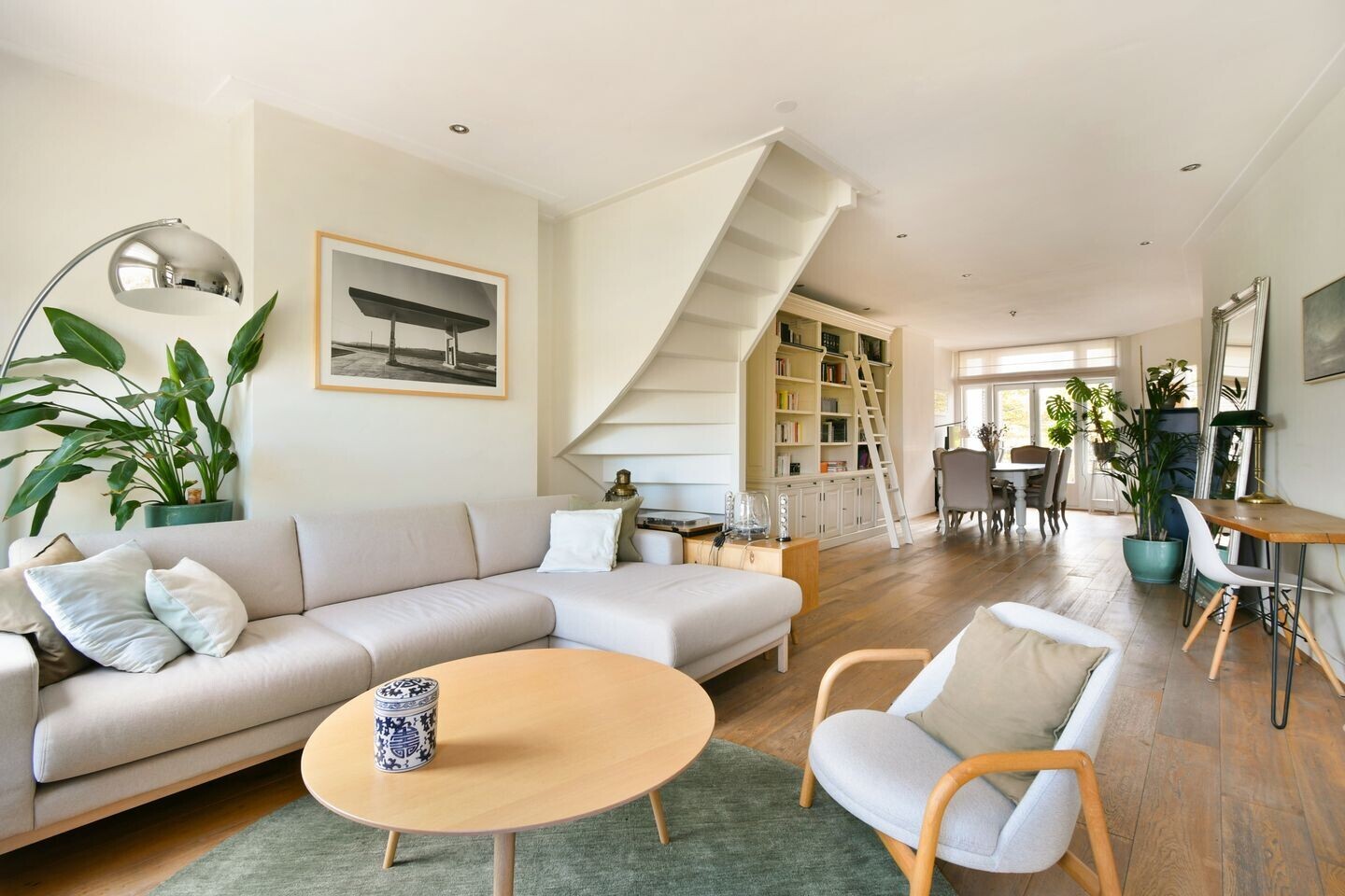 Appartement te koop: Hobbemakade 79-3, Amsterdam