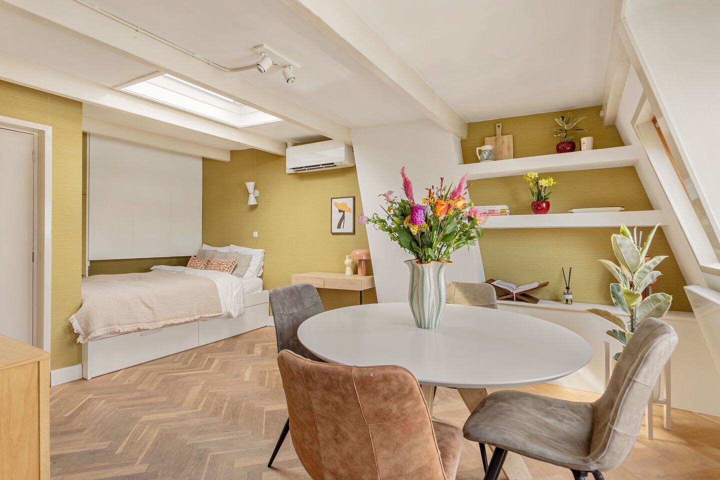 Studio te koop: Eerste Jan Steenstraat 101-4A, Amsterdam