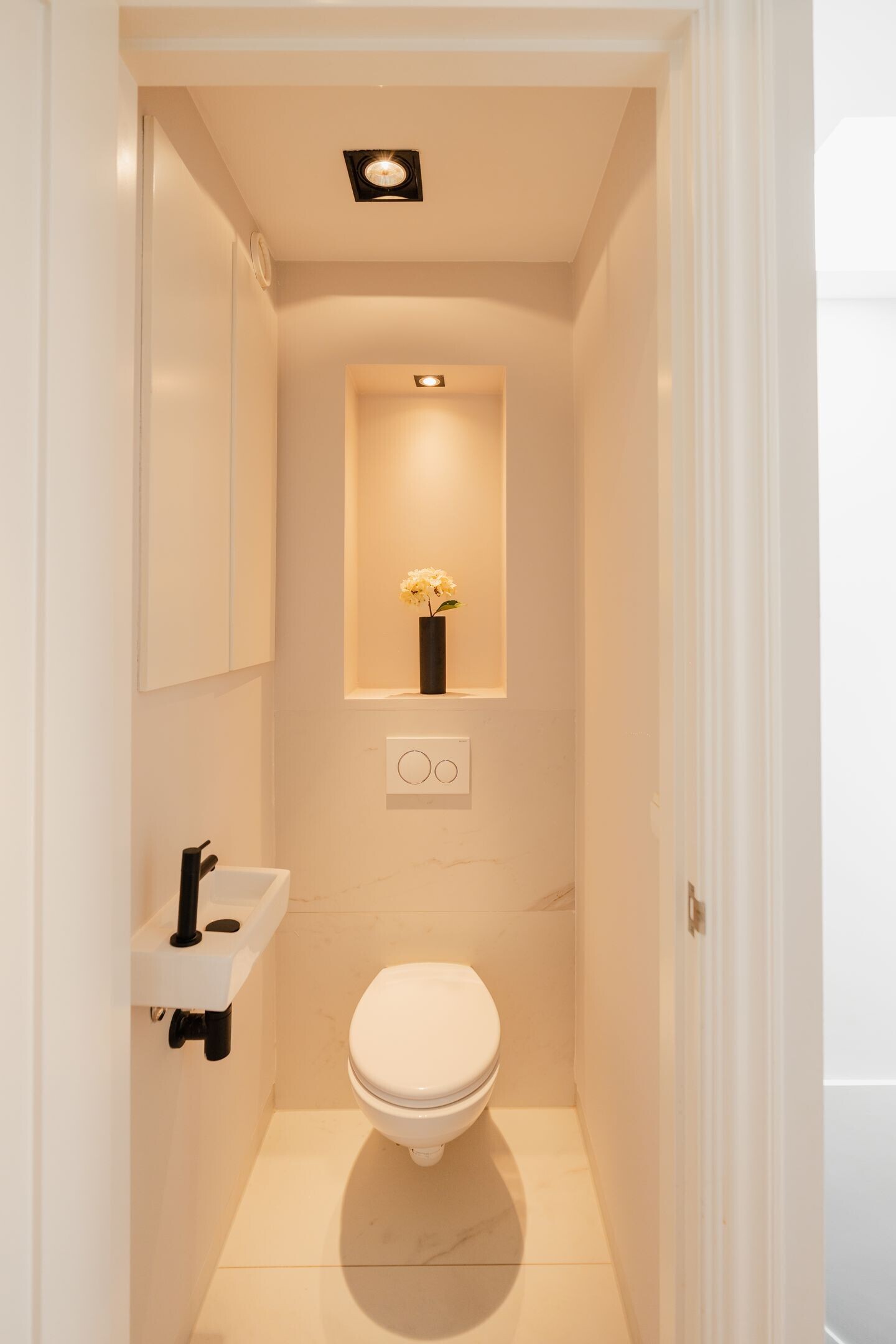 Studio te koop: Eerste Jan Steenstraat 74-4, Amsterdam