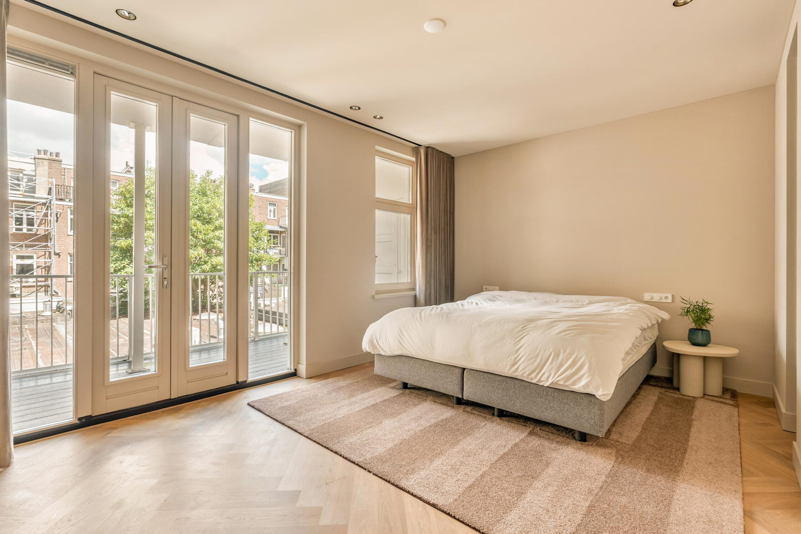 Appartement te koop: Van Ostadestraat 139-1, Amsterdam