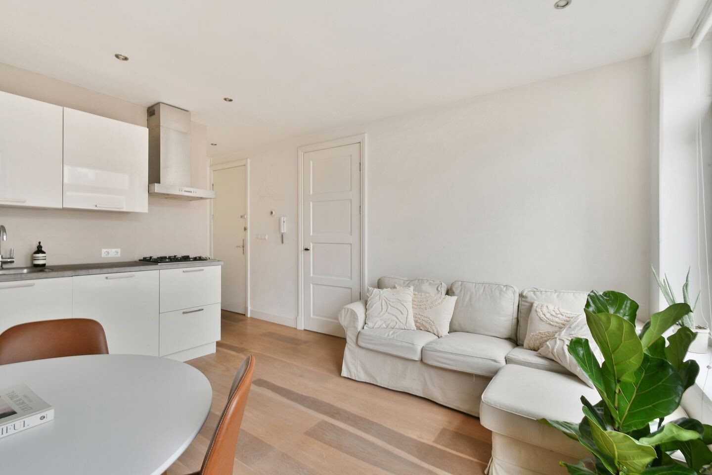 Studio te koop: Gerard Doustraat 94-2V, Amsterdam