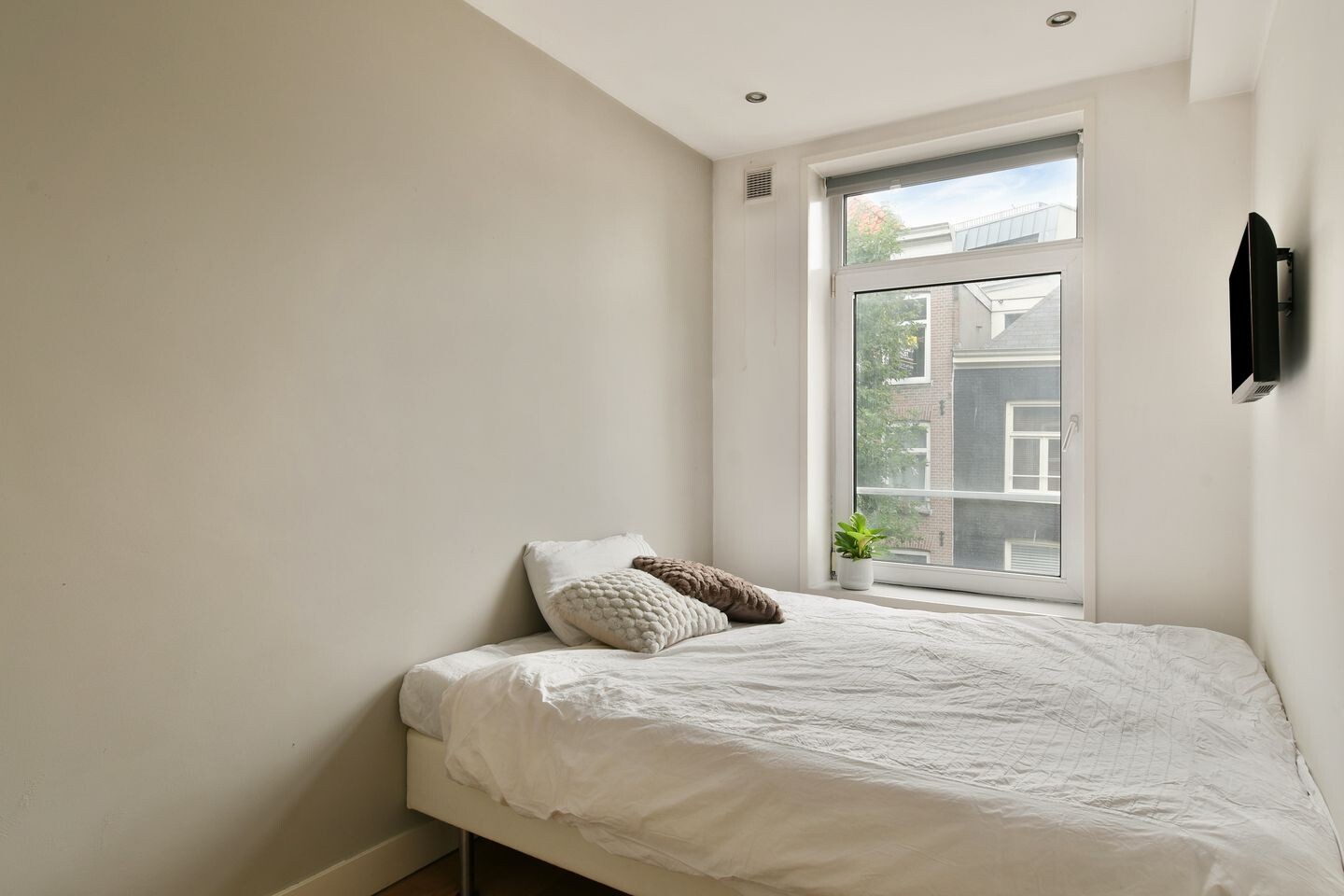 Studio te koop: Gerard Doustraat 94-2V, Amsterdam