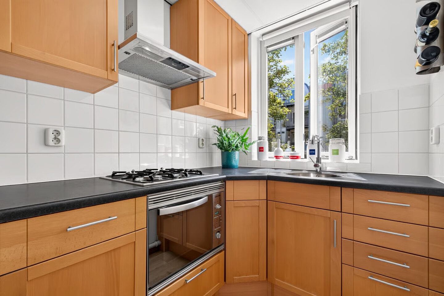 Studio te koop: Daniël Stalpertstraat 2A2, Amsterdam