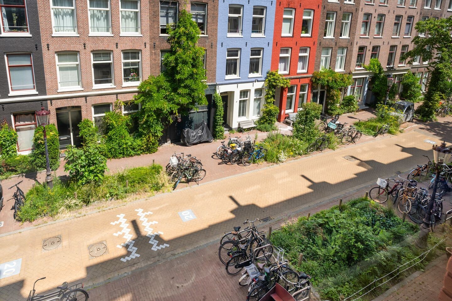Studio te koop: Daniël Stalpertstraat 2A2, Amsterdam
